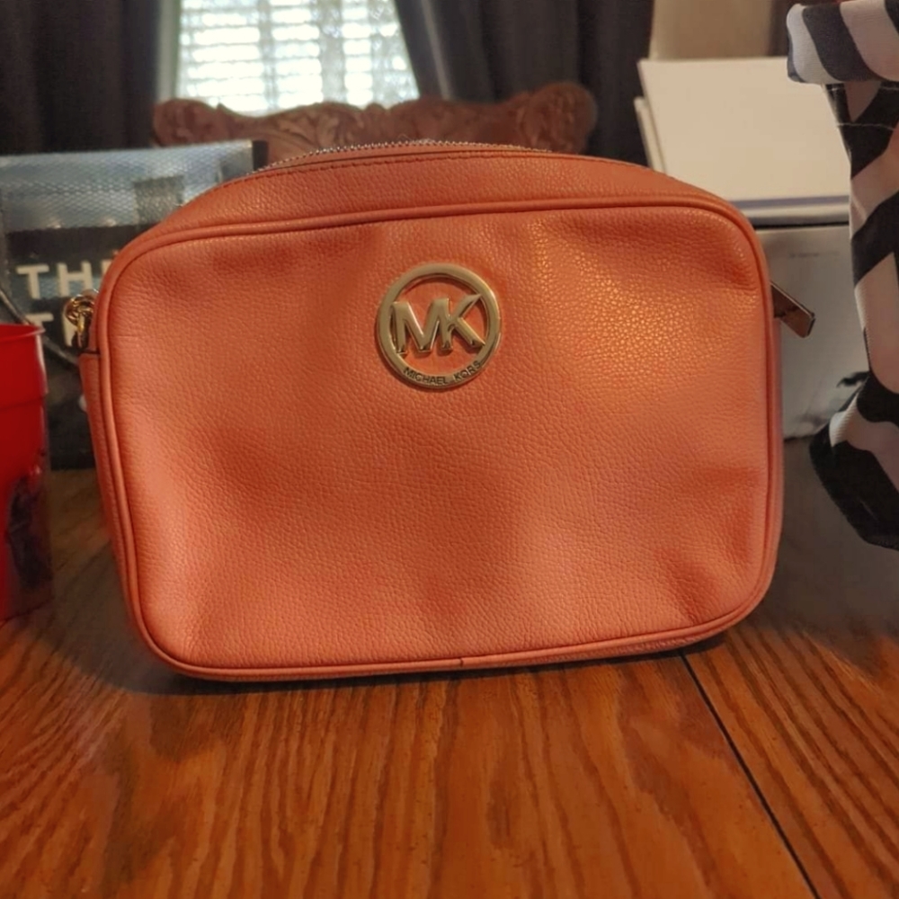 MK with long strap